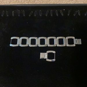 Stainless steel Rhodium plated bracket